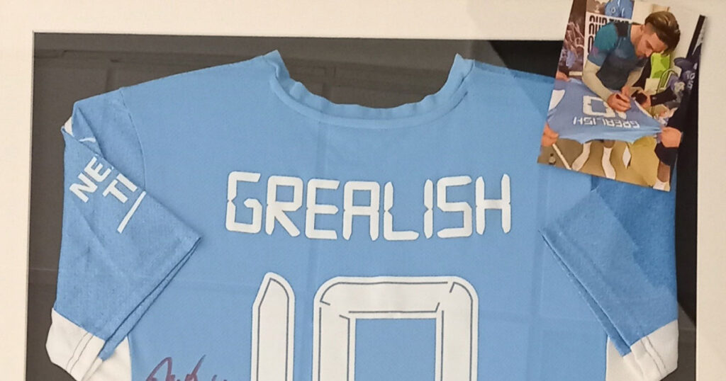 Framed Football shirt